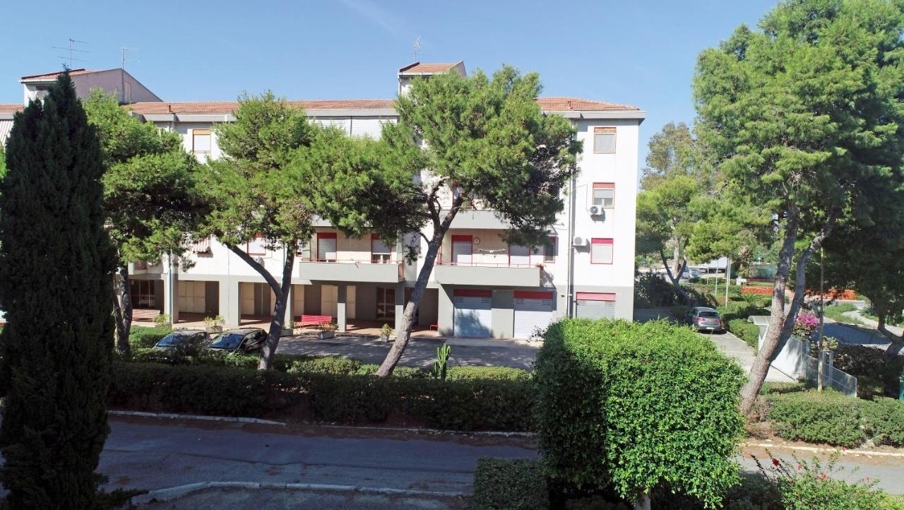 B&B La Fenice Gela Bagian luar foto